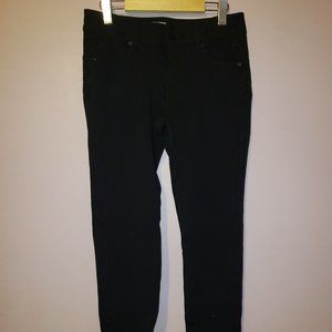 Tristan Women's Size M  Blck High Waist Fitted Thigh Stretch Pants - Pre-Owned